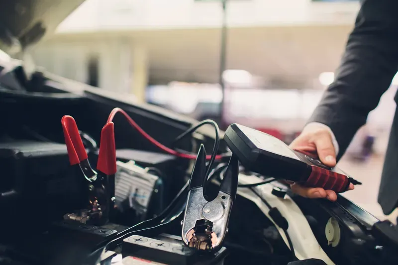 Testarea bateriei auto cu tester